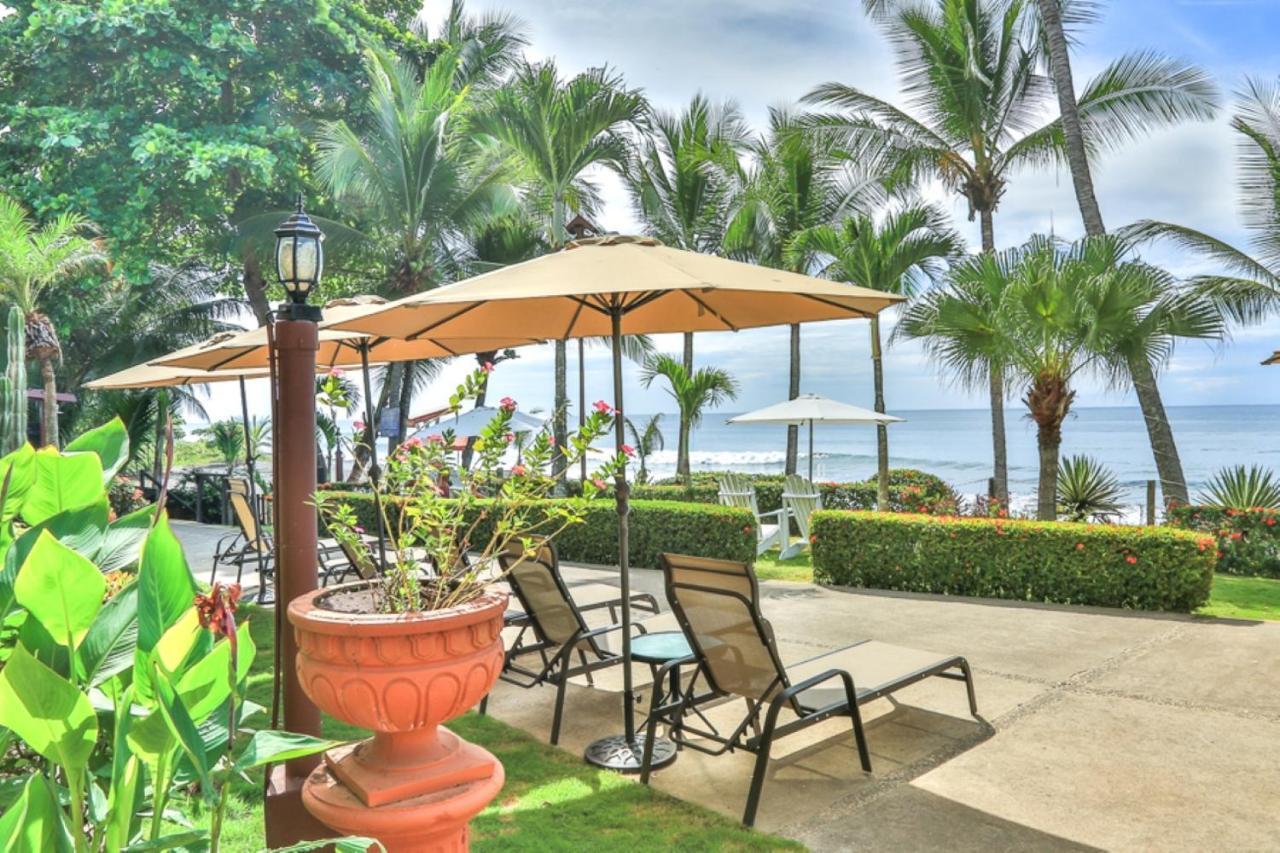 The Backyard Beachfront Hotel Jacó Екстериор снимка