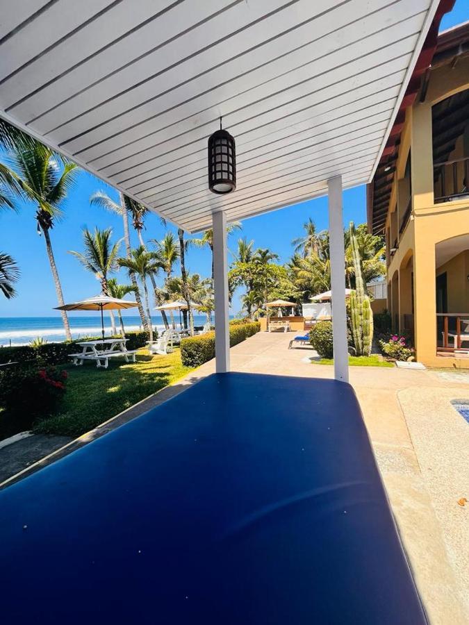 The Backyard Beachfront Hotel Jacó Екстериор снимка